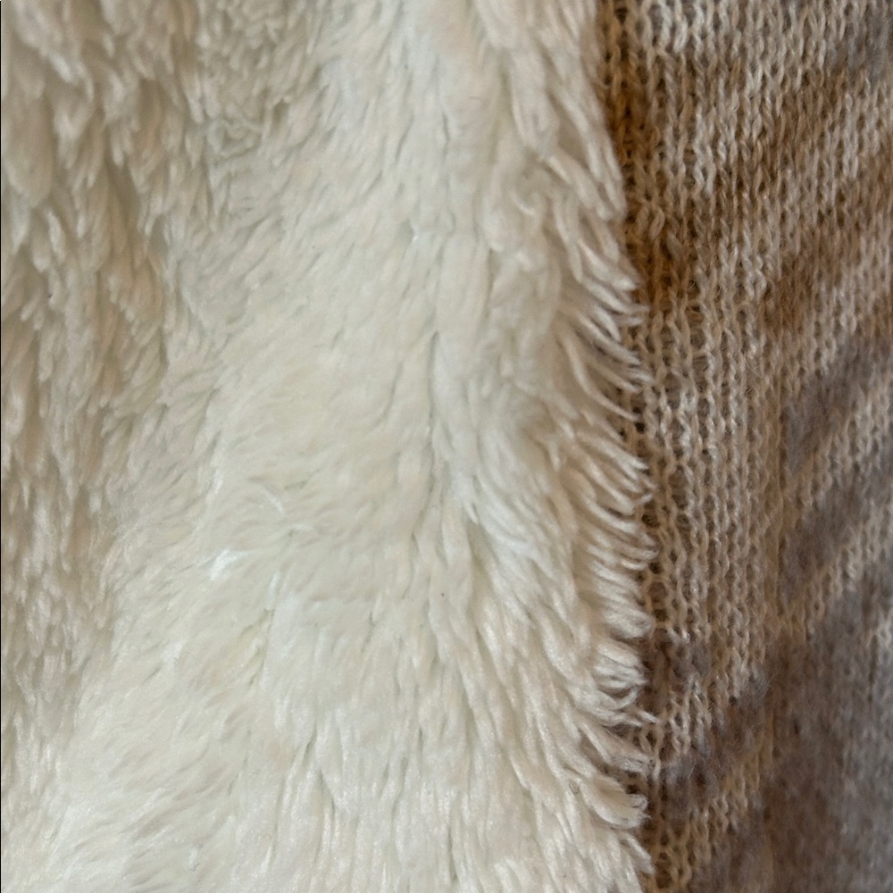 Adrienne Vittadini Plaid Open-Front Cardigan - Cream and Gray - Picture 5 of 7